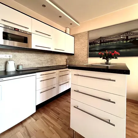 K22 Postepu 10 Chopin Airport * Varsóvia